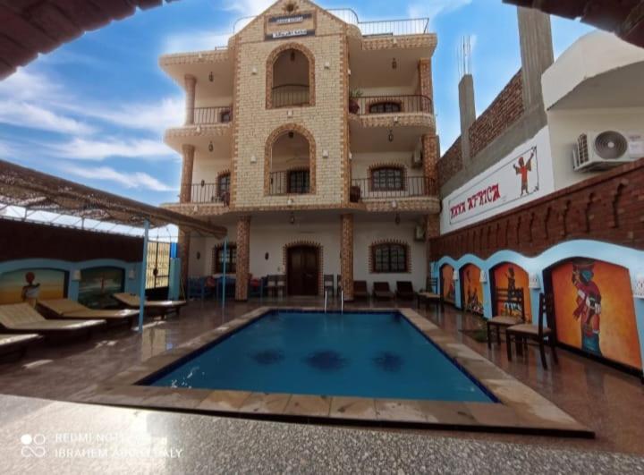 Mama Africa Apts & Studios ルクソール エクステリア 写真